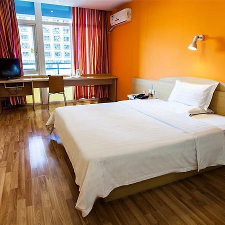 7Days Inn Qingdao Haiyunan Xinglong Road Szoba fotó